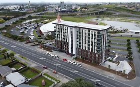 Ramada Suites By Wyndham Auckland Manukau Pacfic Centre  4* New Zealand